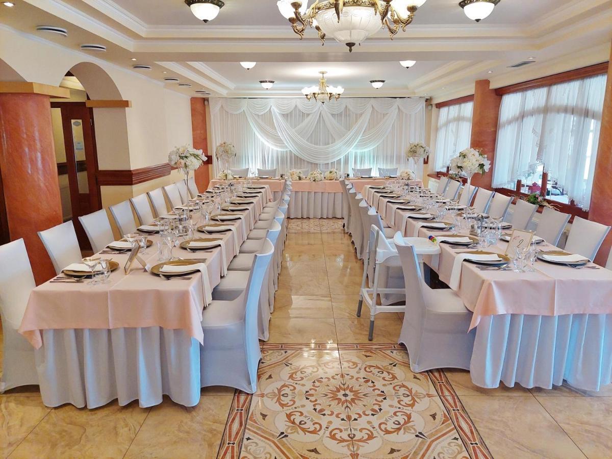 Hotel Alfa Giraltovce Dış mekan fotoğraf